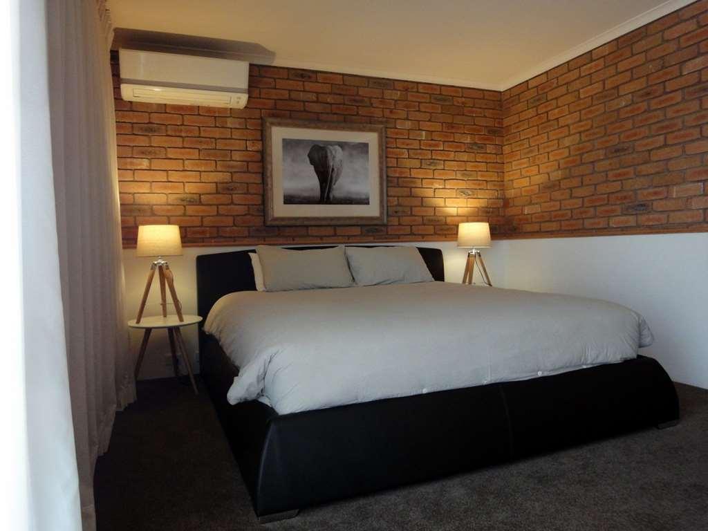 Summerhill Motor Inn (Adults Only) Merimbula Cameră foto