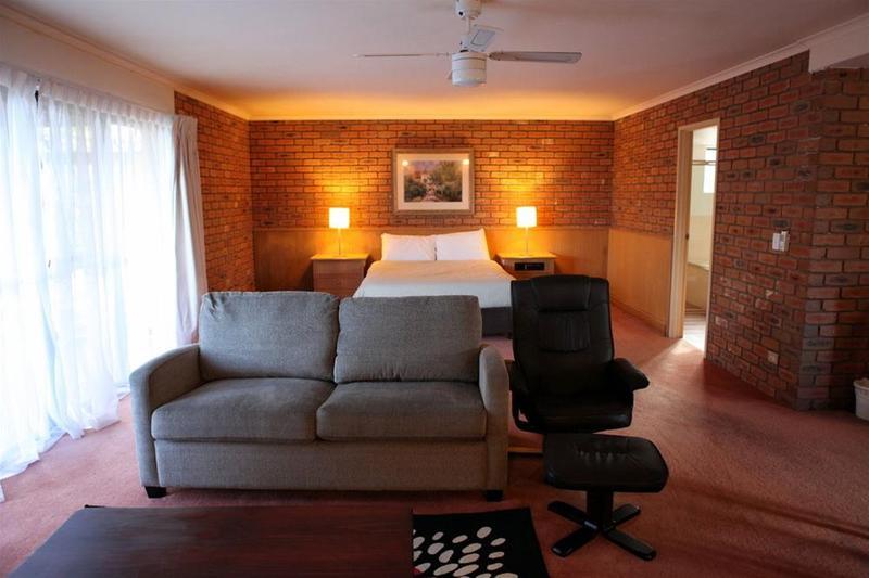 Summerhill Motor Inn (Adults Only) Merimbula Exterior foto